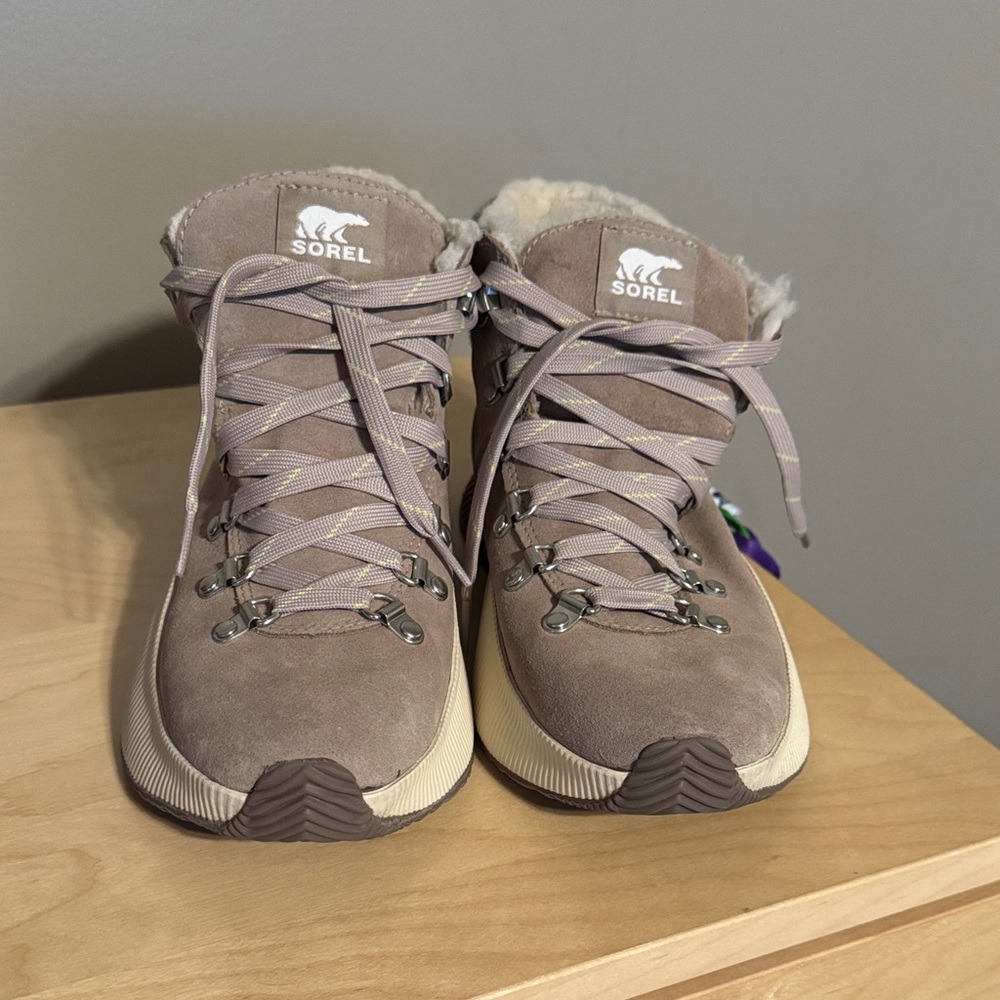 Sorel Women's Brown Winter Boots